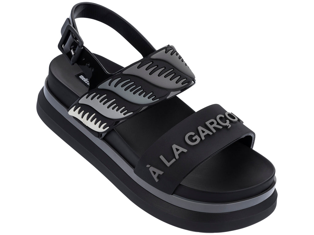 Cosmic sandal clearance a la garconne